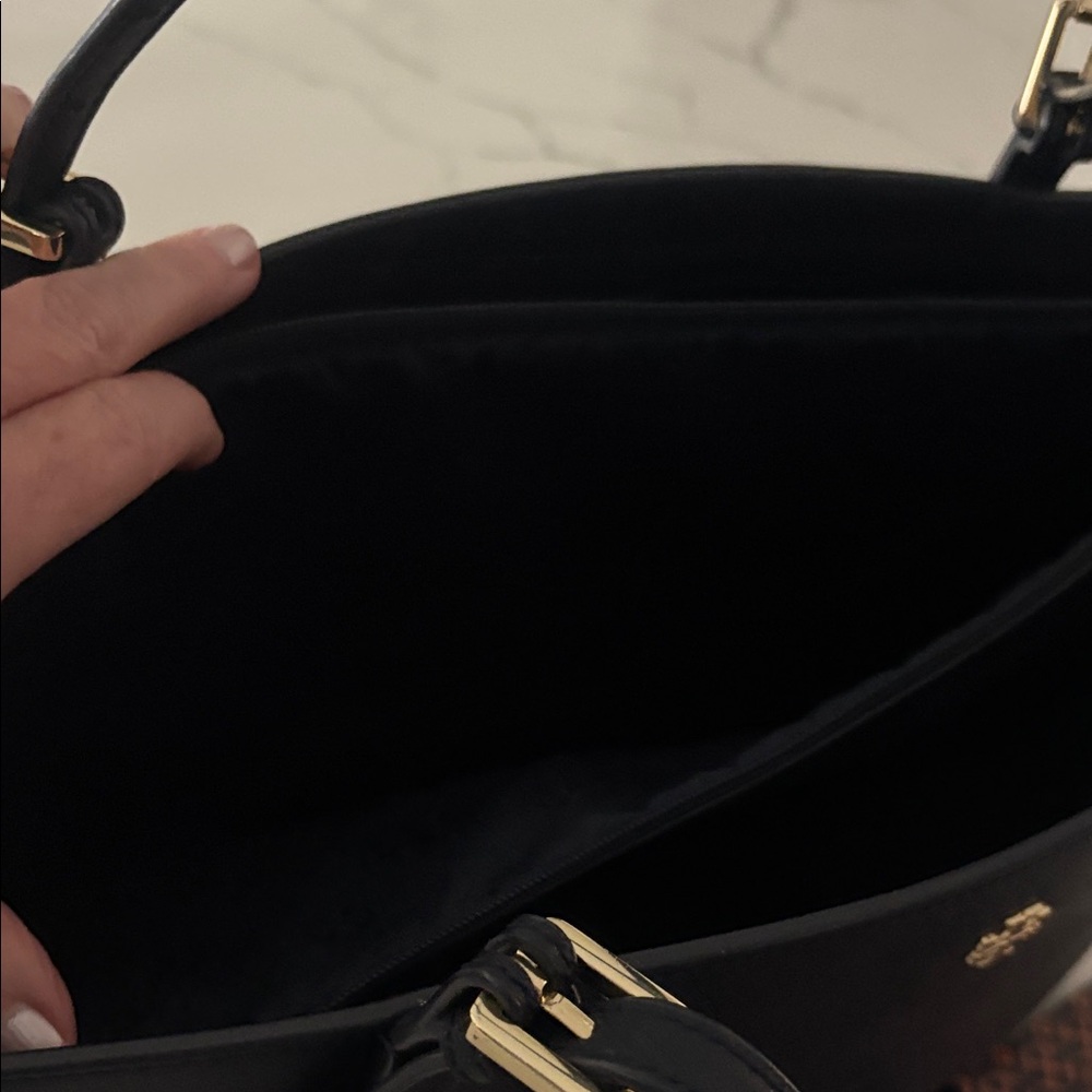 Tory Burch NAVY  Leather Tote with Gold Logo - Picture 12 of 16